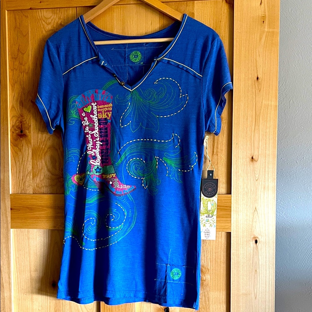Double D Ranchwear “bluebird” collection  Women's Top size M